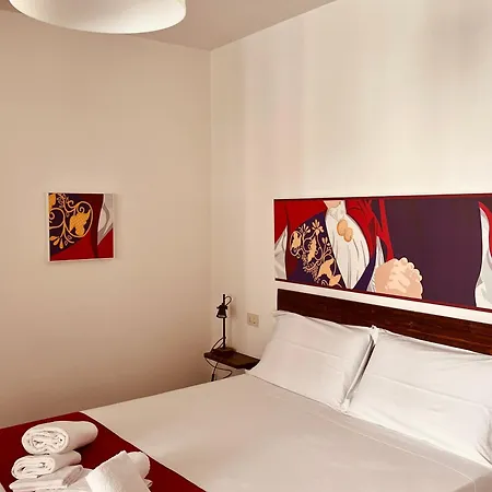 Carrales Guest°house نوورو